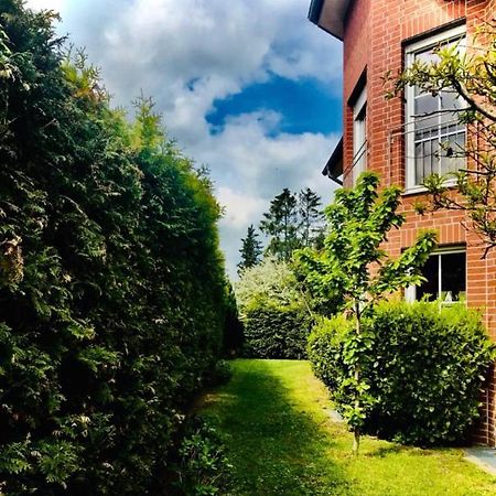 Grosses 4 Zimmer Apartment Naehe Messe Hannover Exterior photo